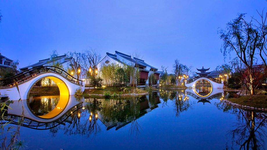 Banyan Tree China Hangzhou - Intro Lake Overview